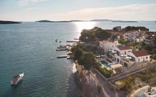 Zaboric Villa | Beachfront Escape at Kuca Mira - 4-Star Ocean View Hotel