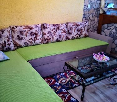 Tijesno Apartment | Pet-Friendly Kuca Tonci & Semsa with Oceanfront Views