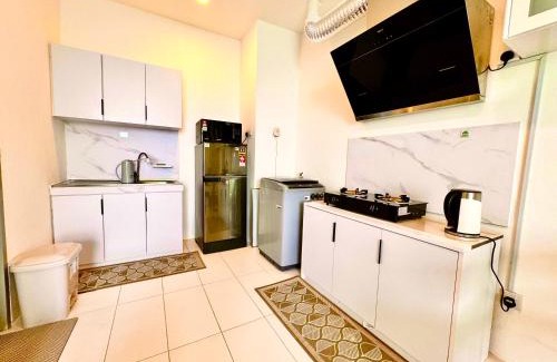 Kuching Apartment | Kuching 4Pax Riverine High Floor Resort Stay Kuching Waterfront View from Balcony