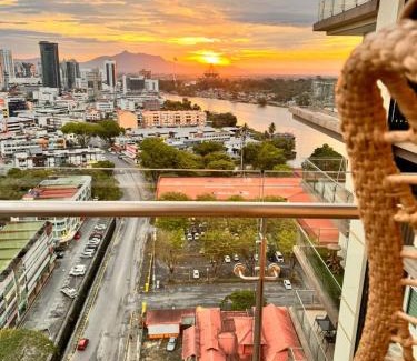 Kuching Apartment | Kuching 4Pax Riverine High Floor Resort Stay Kuching Waterfront View from Balcony
