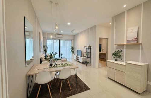 Kampung Stampin Apartment | Kuching Cozy Comfort 05 - Modern Gem Suites 7 Pax near Airport & Saradise