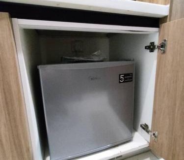 Batu Lintang Apartment | Eco-Friendly Kuching Kozi Square Apartment with Pool Access