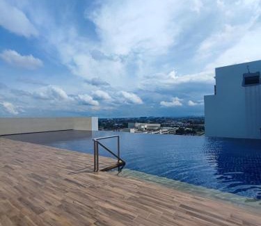Taman Charming Apartment | Kuching Podium Apartment Near Aeon Mall 3rd Mile