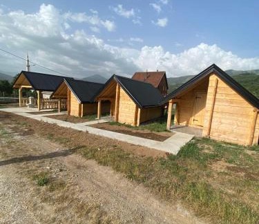Montenegro Cabin | Cozy Kucice za odmor: Perfect for Family Getaways