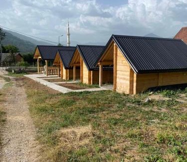 Montenegro Cabin | Cozy Kucice za odmor: Perfect for Family Getaways