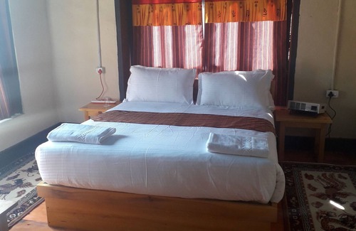 Paro Bed & Breakfast | Family-Friendly Kuenley Home Stay with Delicious Breakfast