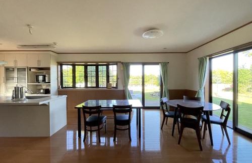 Yokoshibahikari House | Experience 九十九里 Green Garden: Pet-Friendly BBQ Retreat