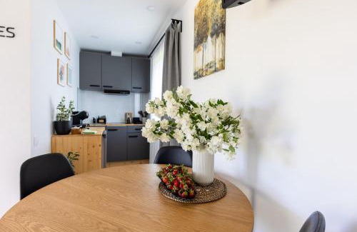 Plavniekkalns House | Oceanfront Kukuzes: Guest Rated 9.8 with Hot Tub Access