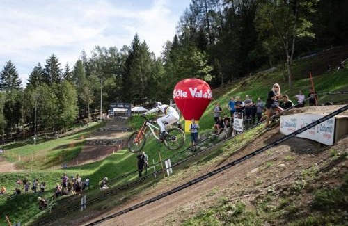 Fraviano Apartment | Relax at Kuky's Val di Sole Retreat: Family & Pet Friendly!