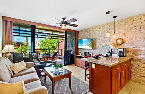 Honokowai House | Relaxing Oceanfront Retreat at Kuleana Resort 313