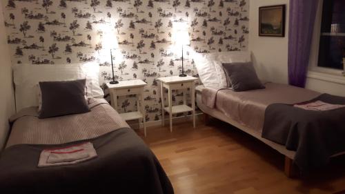 Lidkoping Bed & Breakfast | Inviting Kullens Bed and Breakfast with Hot Tub & Kitchen