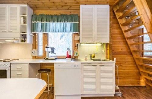 Kehys-Kainuu House | Relaxing Retreat at Kulma-alpit with Lake Views & Spa