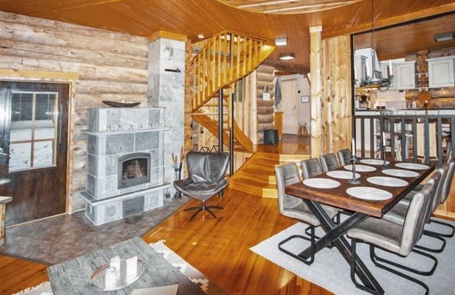 Pyhatunturi House | Relax at Kelohippu 1 by Interhome: Lake View & Spa