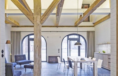 Altenkrempe Apartment | Family-Friendly Kultur Gut Hasselburg Horn 4er Fewo Retreat