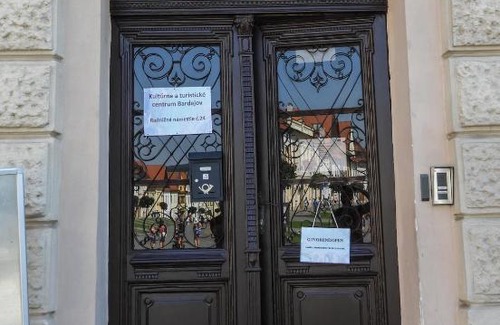 Bardejov House | Highly Rated Kulturne Centrum Bardejov with Hot Tub & Breakfast