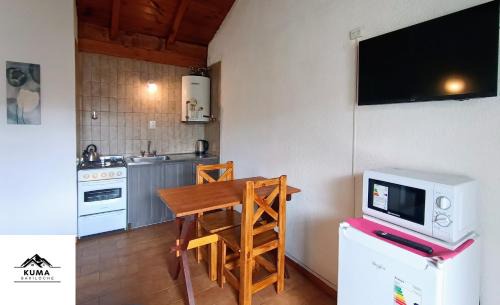 10 de Diciembre Apartment | Prime Location Departamento Centro de Bariloche Awaits You
