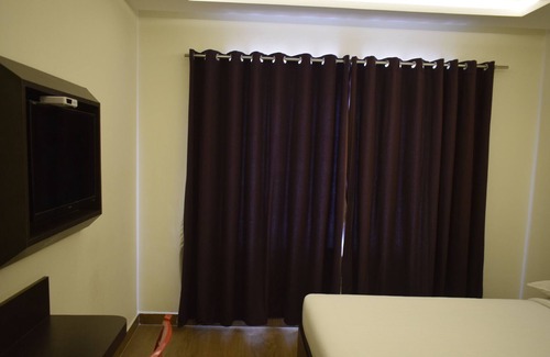 Gingee Hotel | Kumaran Residency