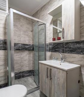 Suleymanpasa Apartment | KUMBAĞ ŞEHRİ SARAY APART OTEL: Beachfront Family Retreat