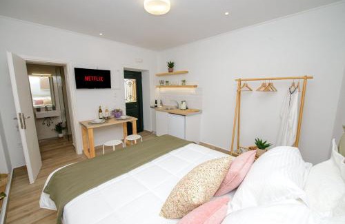 Gouvia Apartment | Exceptional Kumquat Studio in Gouvia – Guest Rated 9.2/10