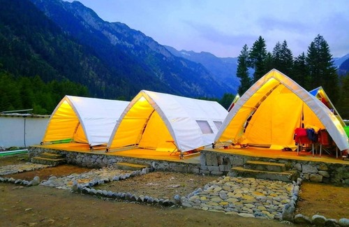 Khyber Pakhtunkhwa Hotel | Experience Nature at Kumrat Glamping Resorts with Breakfast