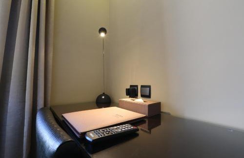 Xitun District Hotel | Discover KUN Hotel: Family-Friendly Stay with Dining Options