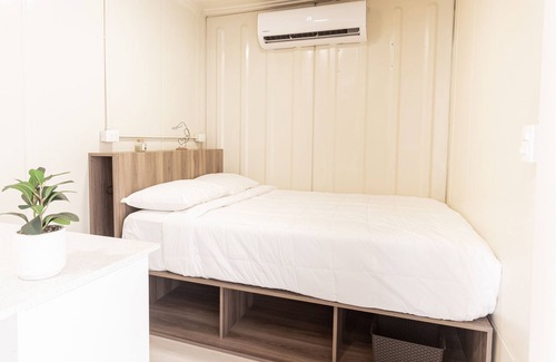 Puntarenas Cabin | Discover Kuna Water: Unique Container Lofts with Ocean Views