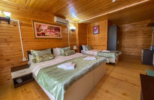 Sheki Hotel | Family-Friendly Stay at Kungut Hotel & Resort with Pool