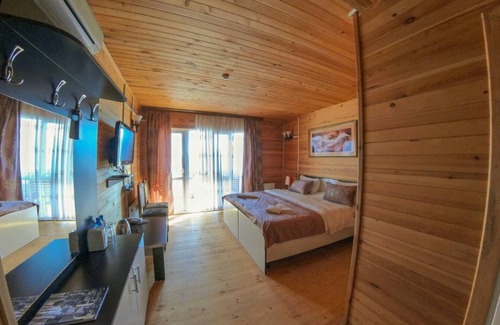 Sheki Hotel | Family-Friendly Stay at Kungut Hotel & Resort with Pool