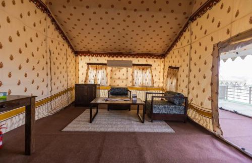 Sheopur Hotel | Kuno Forest Retreat: Pet-Friendly Escape with Breakfast