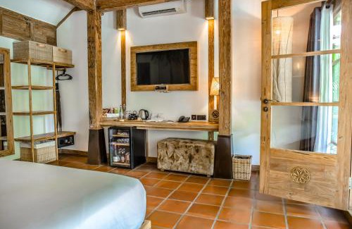 Gili Trawangan Resort | Discover Kuno Villas: Oceanfront Escape with Spa & Pool