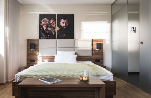 Loerrach Hotel | Discover Kunst-Hotel Drei König: Family-Friendly Comfort