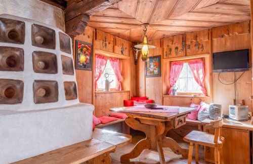 Alpbach House | Relax at Kupferhäusel und Zinnhäusel with Oceanfront Views