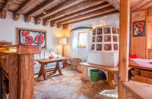 Alpbach House | Relax at Kupferhäusel und Zinnhäusel with Oceanfront Views