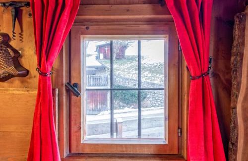 Alpbach House | Relax at Kupferhäusel und Zinnhäusel with Oceanfront Views