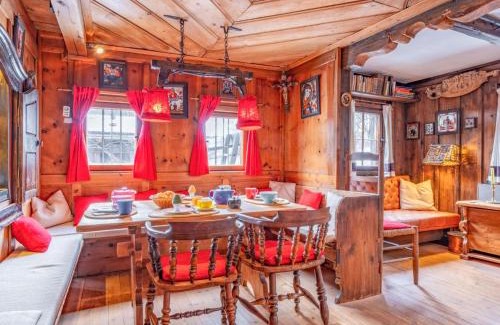 Alpbach House | Discover Kupferhäusl: A Family-Friendly Oasis by the Ocean