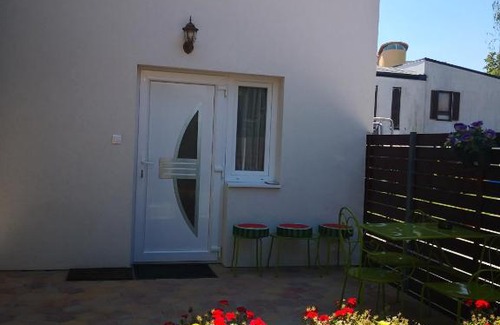 Szeged Apartment | Discover Kupola Apartman: Family-Friendly with Private Pool