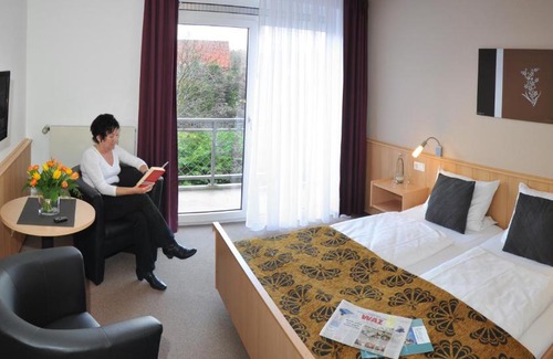 Bad Westernkotten Hotel | Relax at Kurhotel Grüttner with Thermal Pool & Spa
