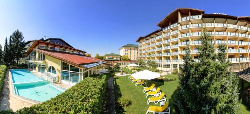 Bad Fuessing Hotel | Relaxing Retreat at Kurhotel Zink with Oceanfront Views