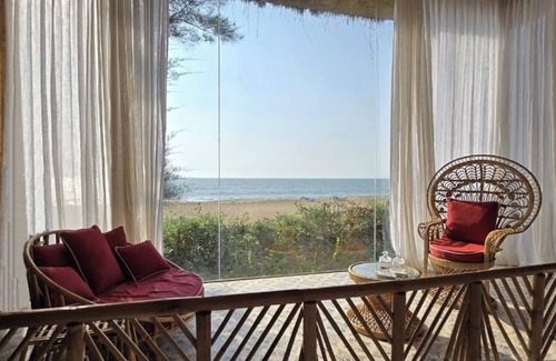 Kumta Hotel | Kurma Private Beach