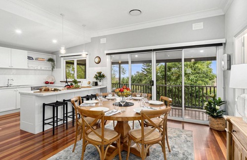 Kurrajong House | Family-Friendly Retreat at Kurrajong Holiday House
