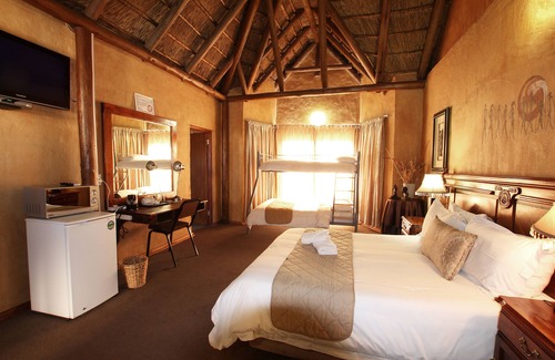 Ga-Segonyana Hotel | Comfortable Kuruman Inn with Pool and Family-Friendly Amenities