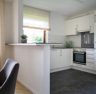Ueberlingen Apartment | Pet-Friendly Escape at Kurviertel Wohnung III - 9.3/10 Rating
