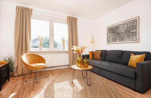 Stadtbezirke VII Apartment | Discover Kurzzeitglück: 4-Star Hotel with Self Check-In