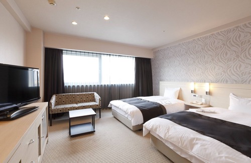 Kusatsu Hotel | Discover Comfort at Kusatsu Estopia Hotel with Breakfast & Kitchen
