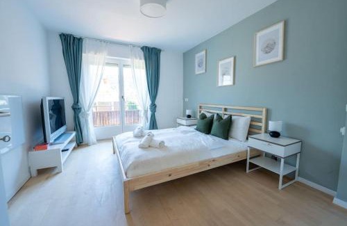 Hoetting House | Cozy Haven in Idyllic Neighborhood - Pet & Child Friendly
