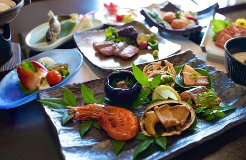 Minamiuonuma Hotel | Unwind at Kutsurogian: Guest Rated 10/10 with Hot Tub