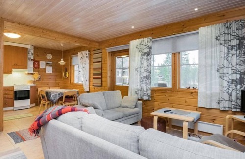 Lampivaara House | Kuukkeli by Interhome