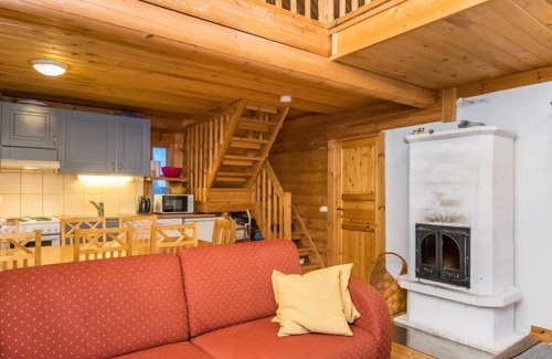 Lampivaara House | Kuukkelin Tupa 2 by Interhome