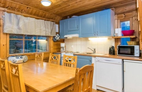 Lampivaara House | Kuukkelin Tupa 2 by Interhome