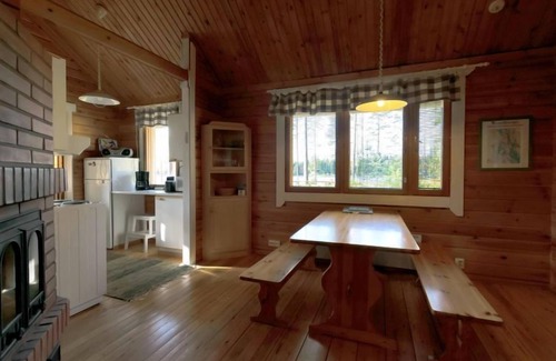 Petajavesi House | Relaxing Retreat at Kuusikumpu with Lake Views & Spa
